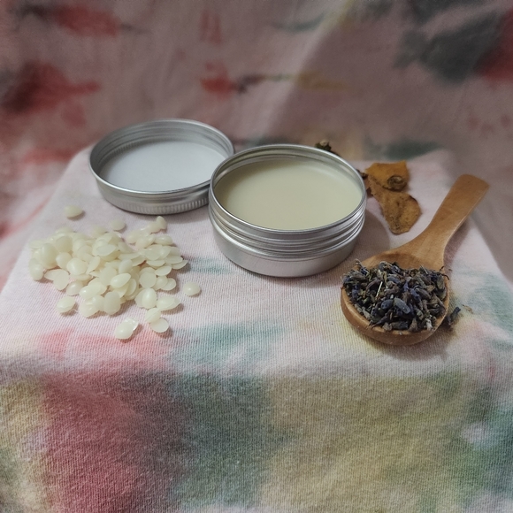Handmade Lemon Lavender Lip Balm - Picture 2 of 4